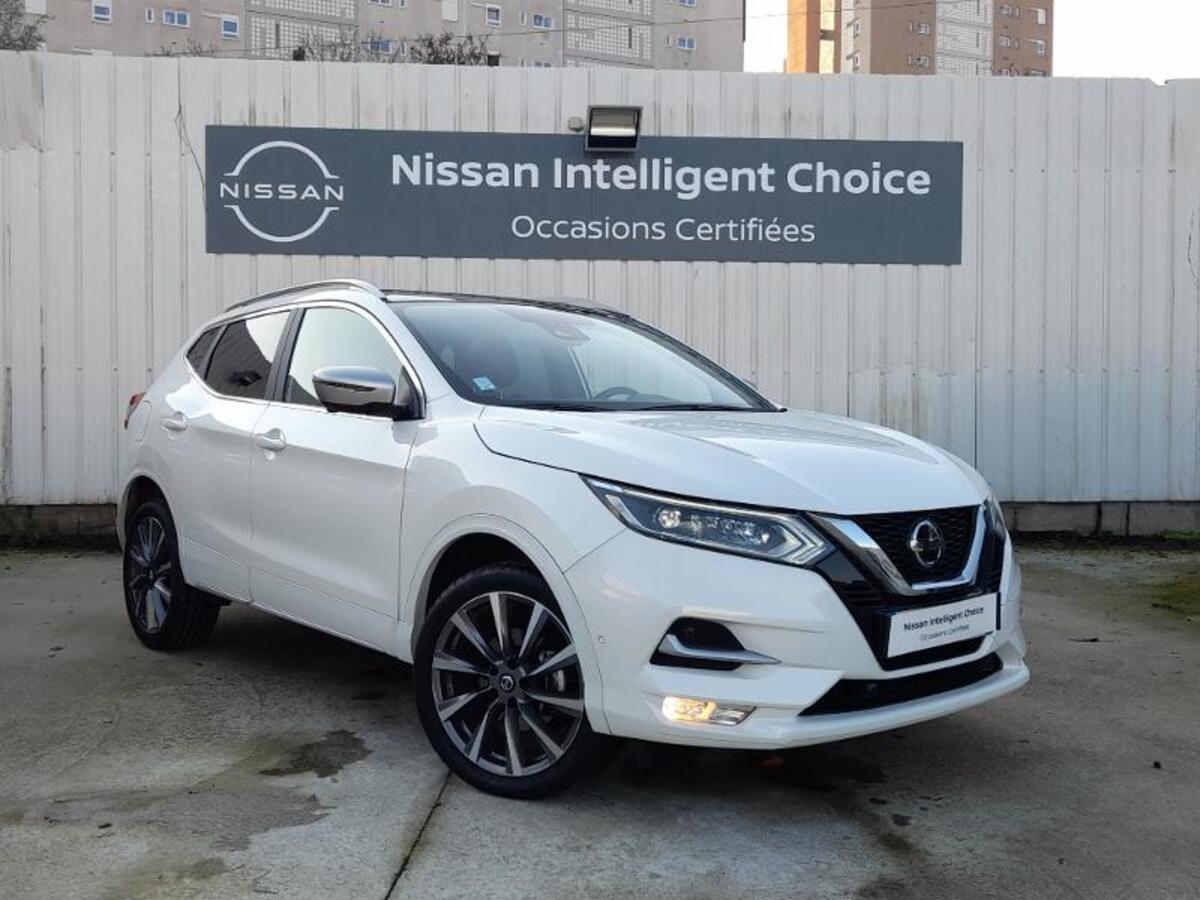 B1049 nissan qashqai