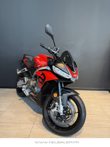 APRILIA TUONO 660