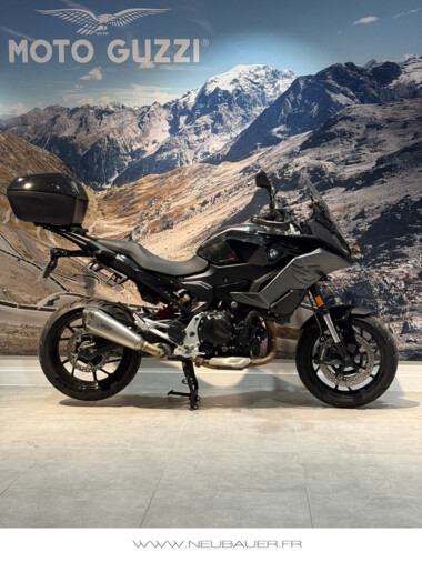 BMW F 900 XR