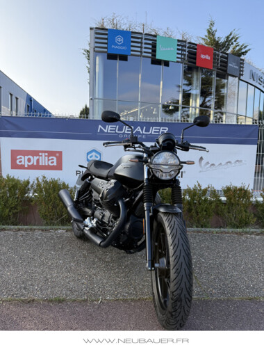 MOTO GUZZI V7 STONE