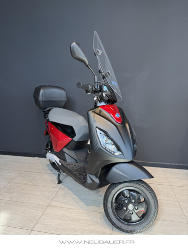 PIAGGIO 1 +